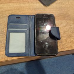 iPhone SE 1st Gen, 64 GB, Used (Unlocked)