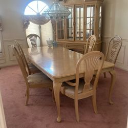 Dining Room Set 