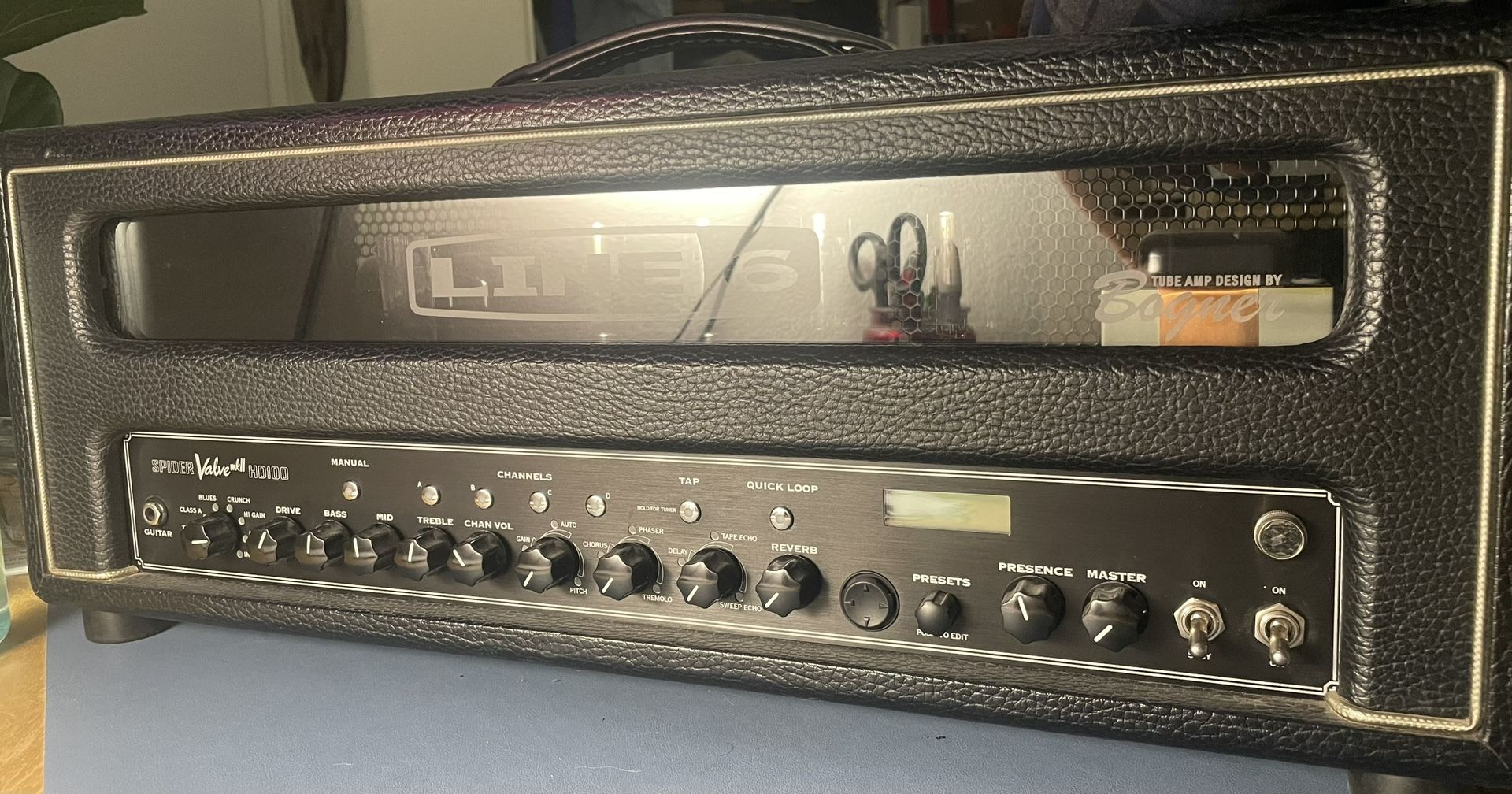 Line 6 Spider Valve HD100 / Blackstar S1 412B...