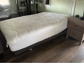 Queen Adjustable Bed Base & Mattress – Fully Functional