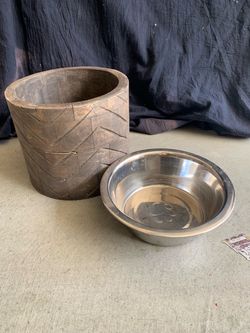 Dog water/food bowl