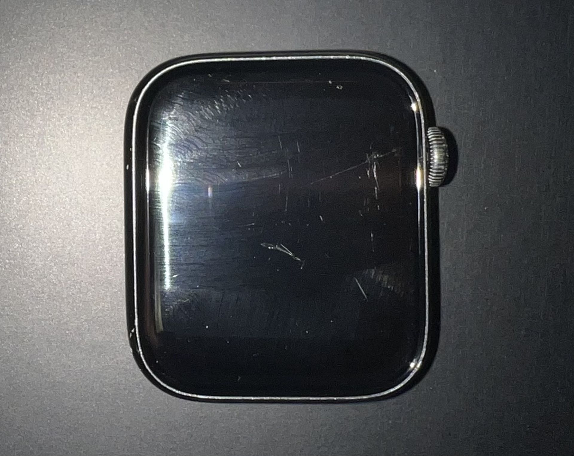 Series 5 Nike Apple Watch 44m