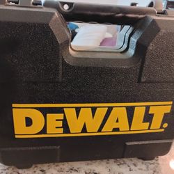 DeWalt Power Drill Kit Battery And Charger 