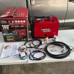 Lincoln Electric Weld-Pak 180 Amp MIG Flux-Core Wire Feed Welder, 230V, Aluminum Welder with Spool G