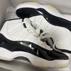  Nike Air Jordan 11 Retro "Gratitude" sneaker,