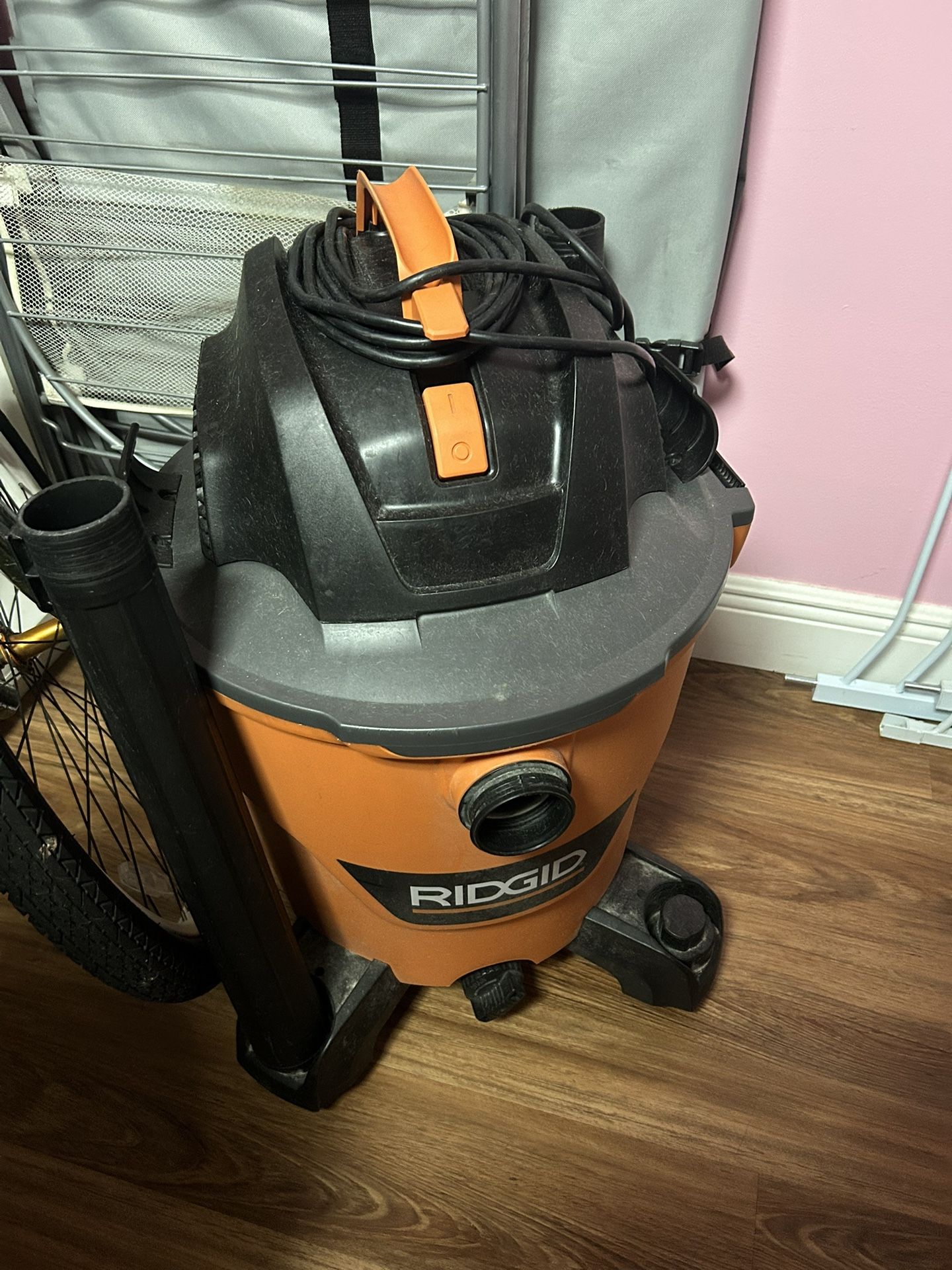 Ridgid Vacuum 12 Gallons 5.0