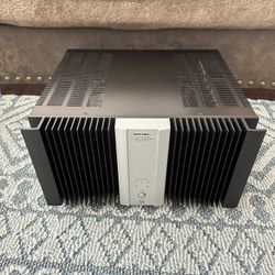 Rotel RMB 1095 Audio Amplifier - 5 Channel 