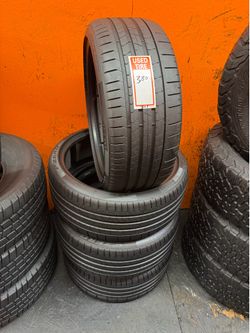 235/35R20 Pirelli P Zero Full Set of 4 Tires