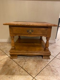 Ethan Allen end/side table