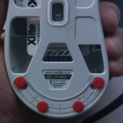 Pulsar Xlite V2 Mini Mouse