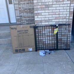 30”-46” door gate 