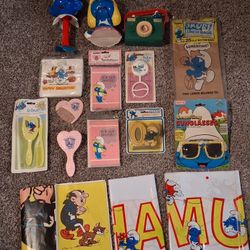 SMURF LOT OF VINTAGE 80s ITEMS