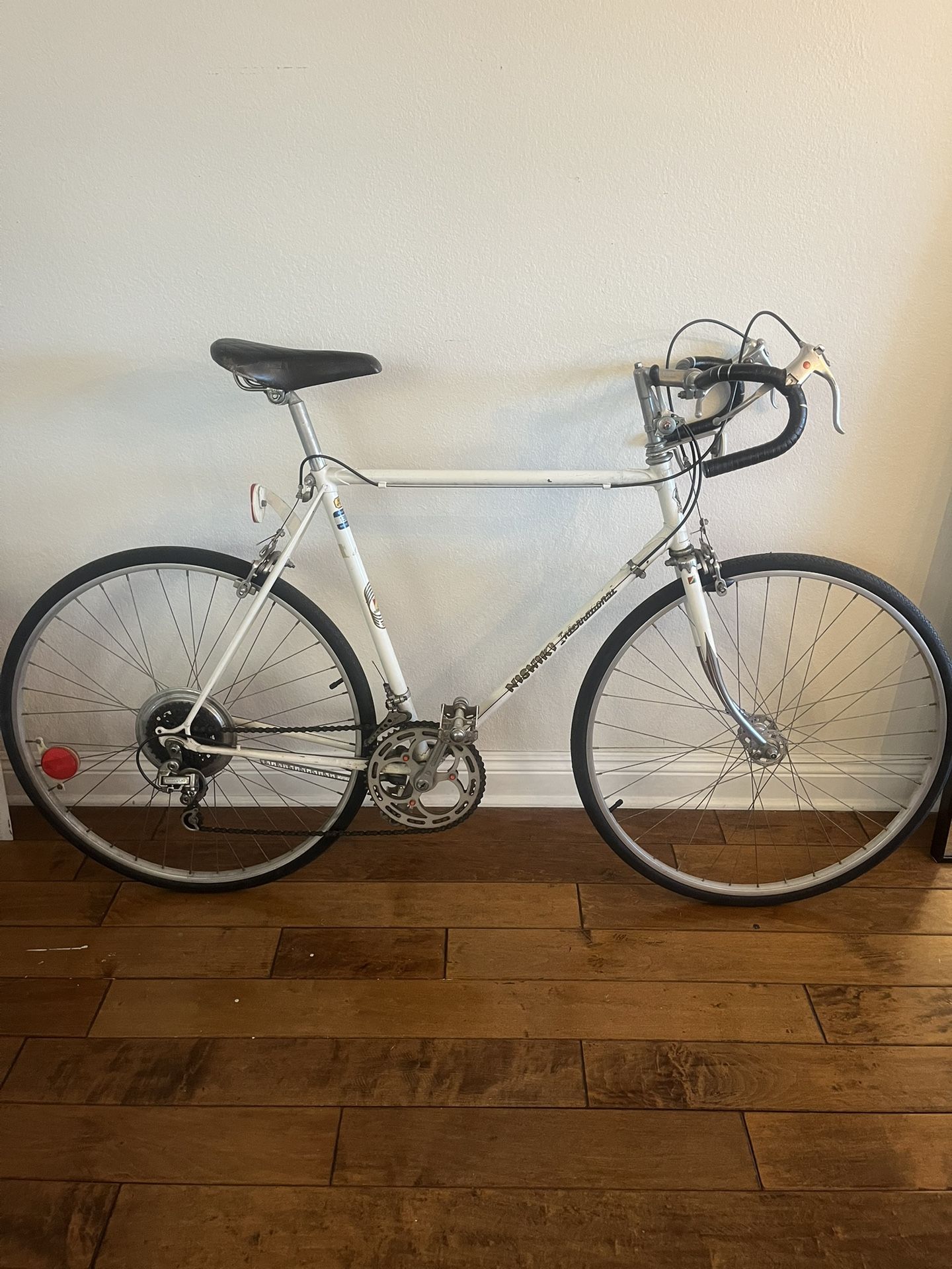 Vintage Nishiki International 10 Speed Bike / Beach Cruiser / Bike / Road Bike / Bmx Bike