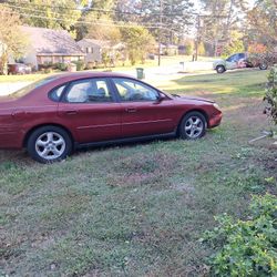 2002 Ford Taurus