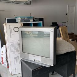 SONY TRINITRON 27in CRT