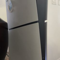 PS5 Slim works great don't use much