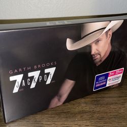 New Garth Brooks 777 Jackpot Caesars Colosseum Collectors Exclusive CD Set