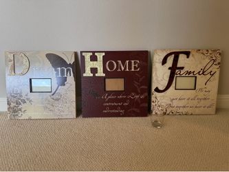Beautiful wall frames (NEW)