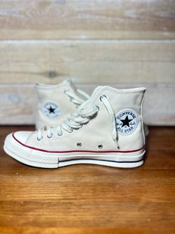 Converse Chuck 70 High Top Parchment / Cream - Size Men 6.5 / Women 8.5