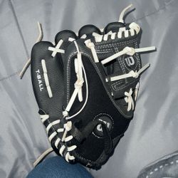 Wilsom T-ball Left Handed Mitt/glove