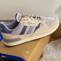 Men’s shoes