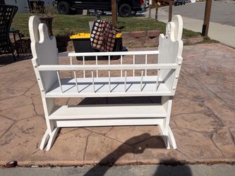 Doll bed