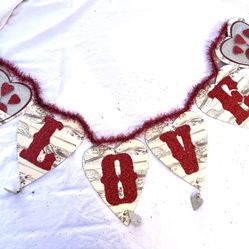 Valentine Garland By Dee Foust