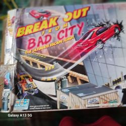 MR1 Ho scale racing set.