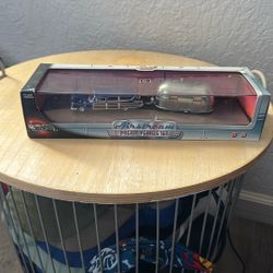 Hot Wheels Cool Customs Air Stream Dream Vehicle Set 
