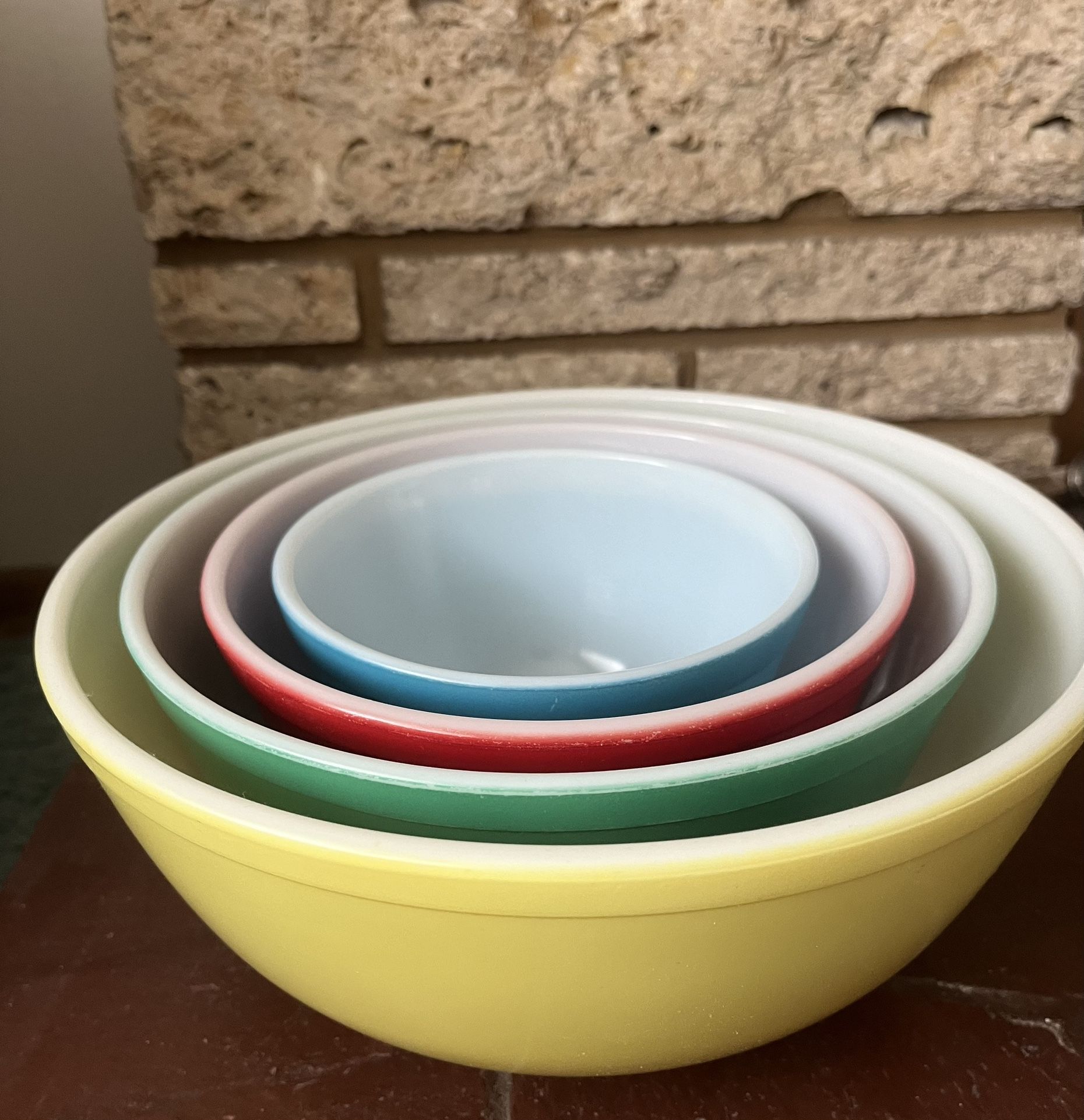 Vintage Pyrex Mixing Bowls
