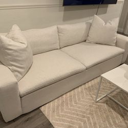 Living Spaces Utopia Sofa – 96” – Like New – Professionally Deep Cleaned