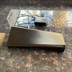 Sling Media Slingbox 500 Digital Media Streamer SB500 w/ Cables