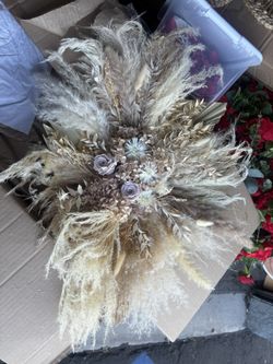 Dry Pampas Decor Prop