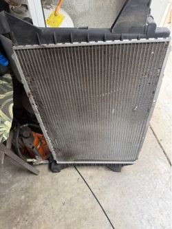 1995 f150 radiator mechanic messed it up but new but was for automatic transmission and my is shift stick