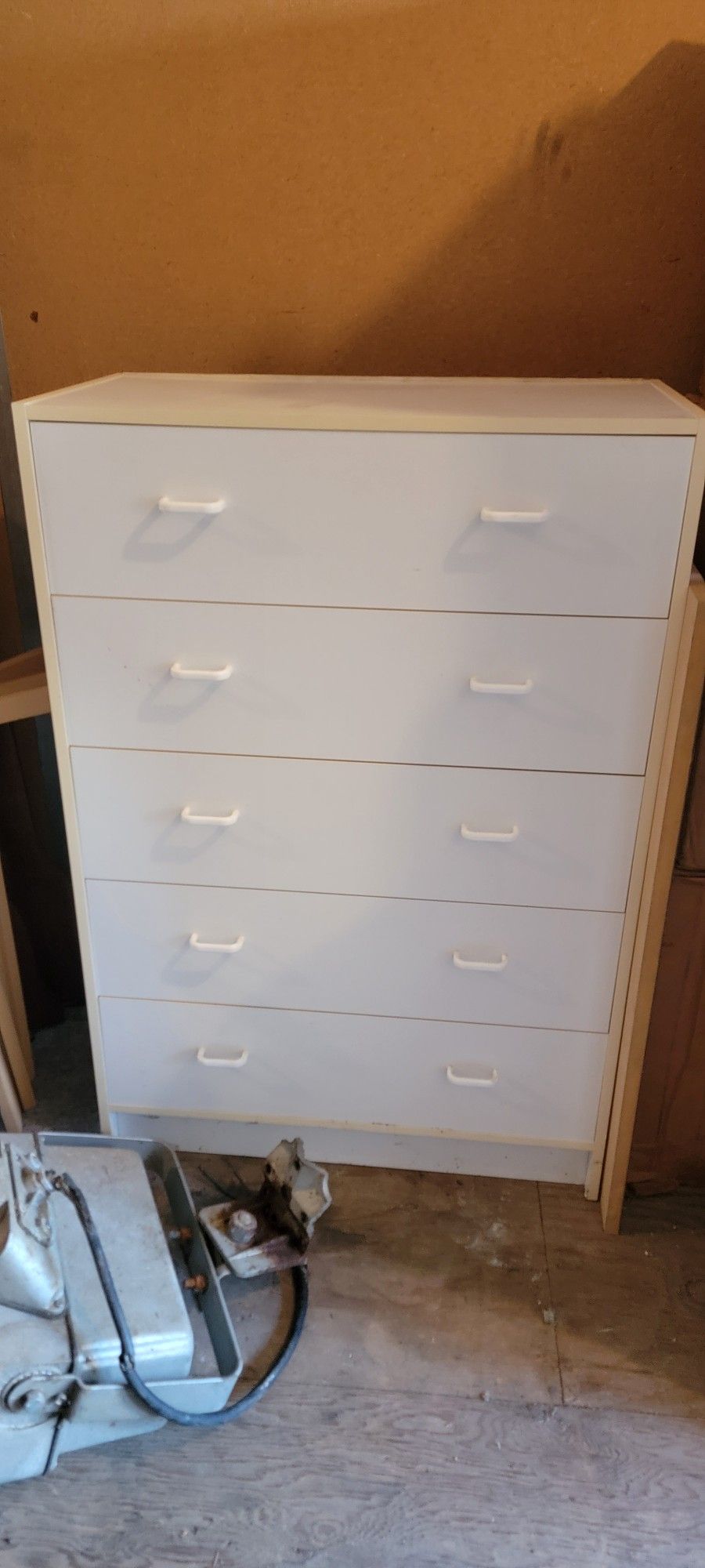 5 Drawer White Dresser
