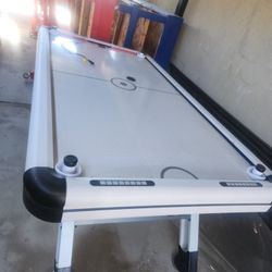 Air Hockey Table