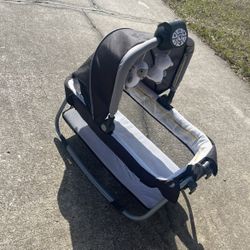 Baby Bassinet / Rocker