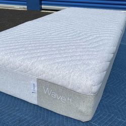 Casper Wave Hybrid Mattress ! Twin XL Mattress ! Free Delivery