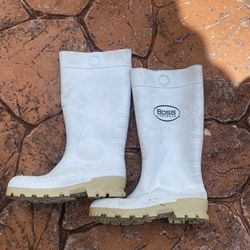 Brand New Rubber Boots Never Used Size 9 