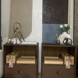 Bexley Walnut 1- Drawer Nightstand/ Side Table