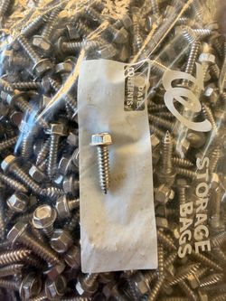Stainless hex washer head sheet metal screw