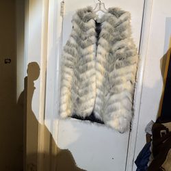 Donna Slayers Black And White Fabulous Faux Fur Sz 2x