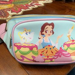 New/unused Loungefly Beauty And The Beat Fannypack