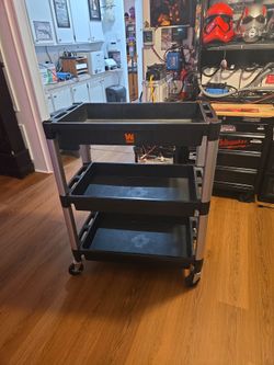 Like New roll tool cart