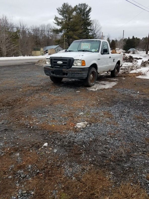 Runs And Drives Yellow One For Parts Asking 3.000 For Both Or 2.000 Each