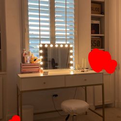 perfect condition white and gold 2 drawer desk