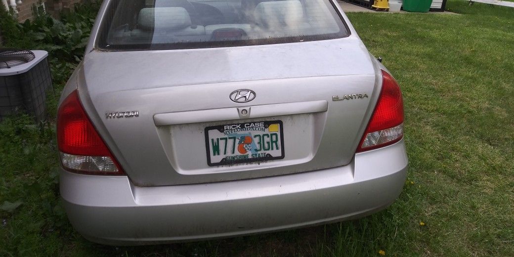 2006 Hyundai Elantra. For Parts. Tell Me What Part And I Will Remove It For You