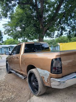 Dodge ram 5.7 2011