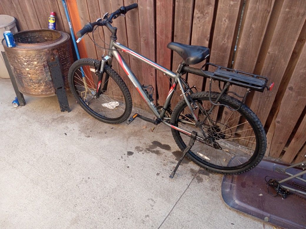 Bike Asking  $30  Good Bike  Needs Little Work  Or Offerup  Up Obo