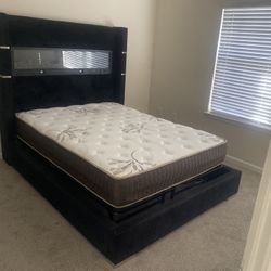 Queen Bed And Mattress 